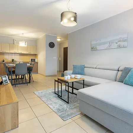 Апартаменты Vacationclub - Aquarius Apartament 91 Колобжег